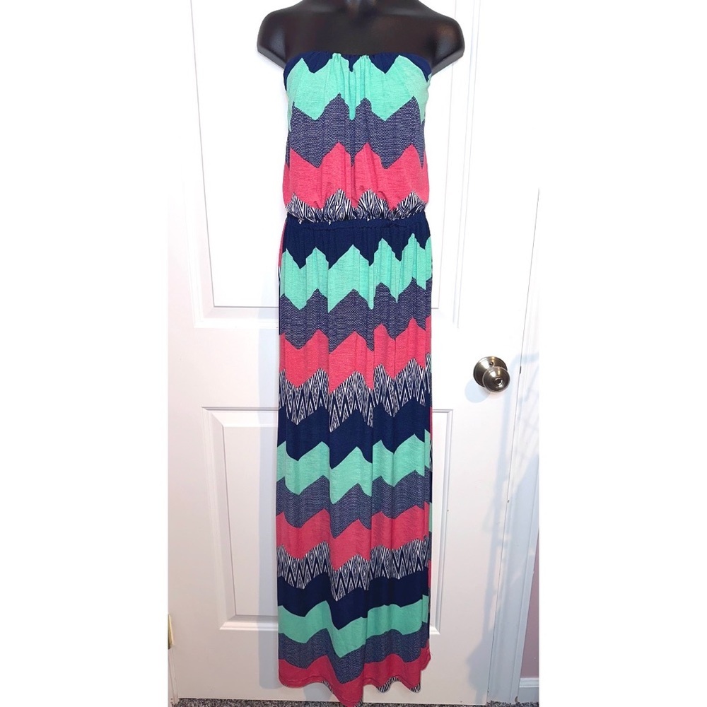 Boutique Chevron print maxi dress